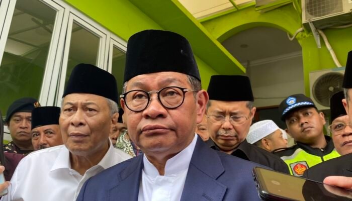 Pramono Menolak Pemutihan Pajak Kendaraan di Jakarta,Buatlah judul di samping menjadi lebih menarik
