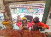 Harga Emas Perhiasan Hari ini di Palembang Naik Lagi Rabu 16 April 2025, Nyaris Rp 11 Juta per Suku Artikel ini telah tayang di TribunSumsel.com dengan judul Harga Emas Perhiasan Hari ini di Palembang Naik Lagi Rabu 16 April 2025, Nyaris Rp 11 Juta per Suku, buatlah judul di samping menjadi lebih menarik
