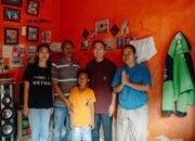 Aksi Humanis Ratu Dewa, Sambangi Ojol yang Kehilangan Motor di TransMart Palembang