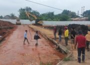 Warga Palembang Stop Paksa Aktivitas PT KAI di Keramasan, Tuntut Ganti Rugi Lahan