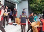 Triliunan Raib Lewat Pinjaman? Kejati Sumsel Sapu 4 Lokasi Sekaligus!