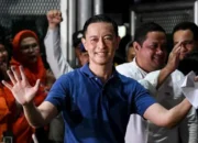 Setelah 9 Bulan Dipenjara, Tom Lembong Resmi Bebas! Ucapkan Terima Kasih ke Presiden Prabowo