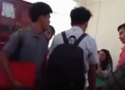 Geger Kampus Nias! Dosen Buang Skripsi, Mahasiswa Ngamuk dan Tendang Meja