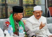 Kapolri Temui KH Ubaidillah Faqih, Perkuat Silaturahmi dengan Ulama