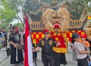Puluhan Anggota Satgas Tampil Kompak, Grib Jaya Samarinda Warnai Pawai Pembangunan HUT RI ke-80
