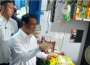 Mentan Tanggapi Keluhan Pedagang soal Omzet Turun akibat Operasi Pasar Beras