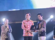 “Evoluxion” Jadi Sorotan, Ini Keunikan Jember Fashion Carnaval 2025