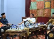 Herman Deru Dorong Pemimpin Desa-Inovatif, Lepas 10 Lurah-Kades ke Peacemaker Justice Award