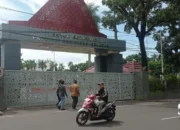 Gubernur Sumsel Tegaskan Larangan Penggunaan Seragam dan Mobil Dinas Jelang Aksi