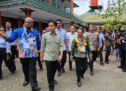 Gubernur Papua Minta Dukungan Wapres untuk Percepat Perbaikan Infrastruktur