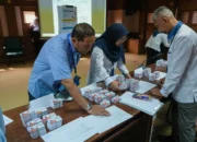 Transjakarta Gandeng Pemkot Distribusikan Kartu Layanan Gratis