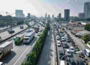 Kurangi Kemacetan, Gerbang Tol Fatmawati 2 Diterapkan Sistem Satu Lajur