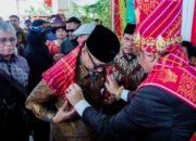 Hadiri Pagelaran Budaya Karo, Gubernur Mirza Ajak Generasi Muda Lestarikan Budaya