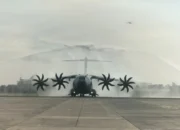 Momen Bersejarah! Pesawat Angkut Terbesar TNI AU A400M Tiba di Halim Perdanakusuma