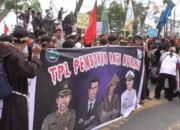 Konflik Puluhan Tahun Memuncak, Massa Desak Bobby Nasution Tutup PT TPL