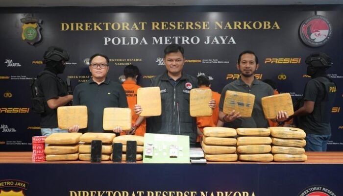 Terbongkar! Polisi Amankan 3 Pengedar dengan Barang Bukti 27,96 Kg Ganja dan Sabu