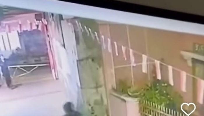 Bendera Merah Putih Dibakar Orang Tak Dikenal di Bandung, Warga Sigap Padamkan Api