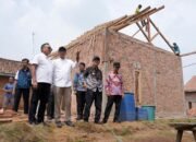 Gubernur Mirza Tinjau Jalan Menuju Way Rarem, Bedah Rumah, dan Penguatan Keluarga Penerima Manfaat di Lampung Utara